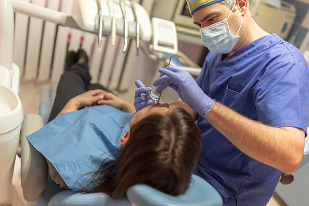 Best Wisdom Tooth Removal  in Sandoval, IL